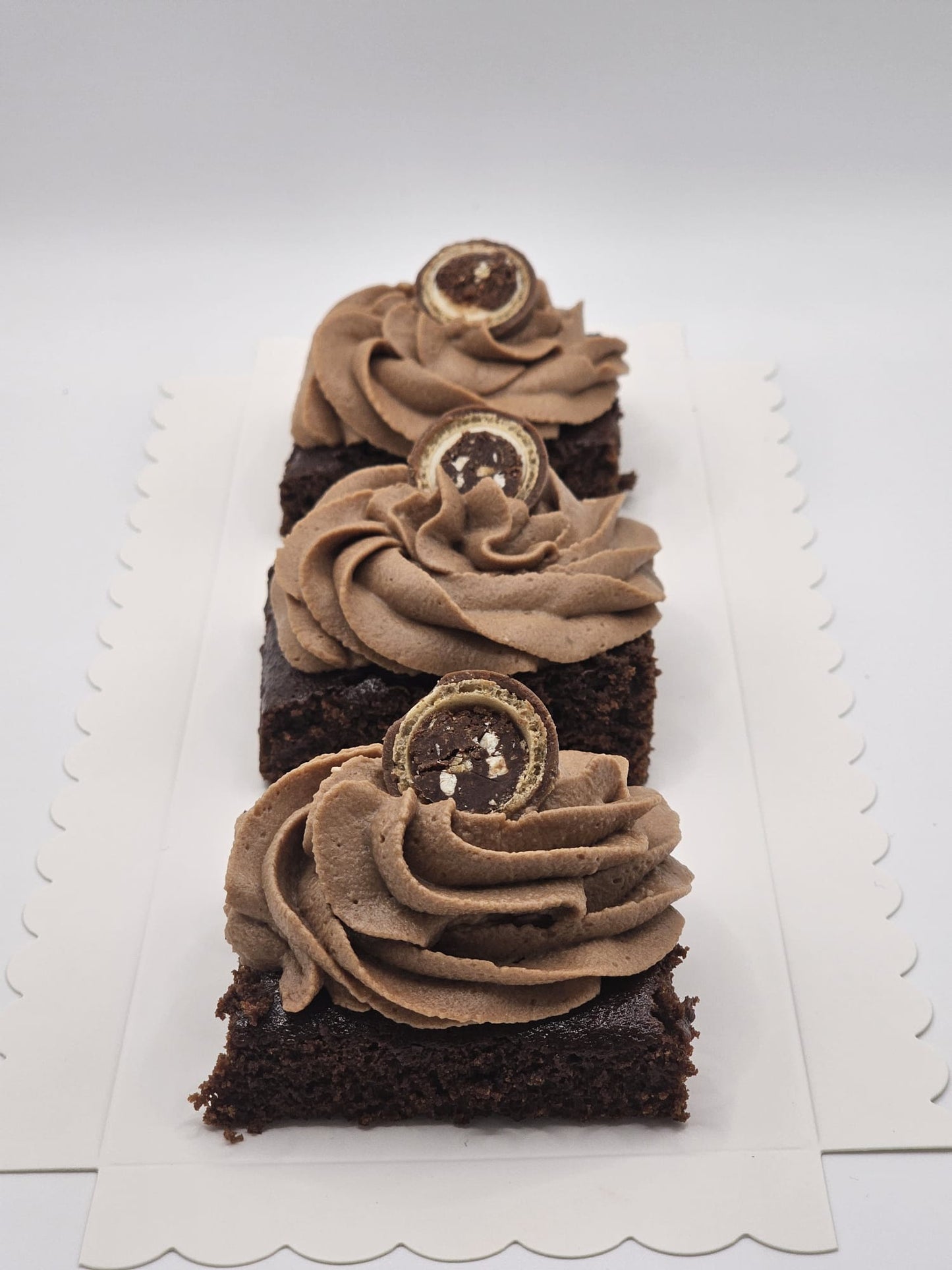 DeluxeDesserts - Brownietörtchen