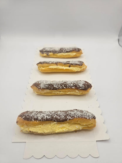 DeluxeDesserts - Eclair