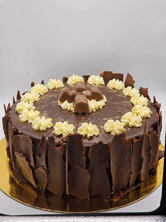 DeluxeDesserts - Nougatcremetorte