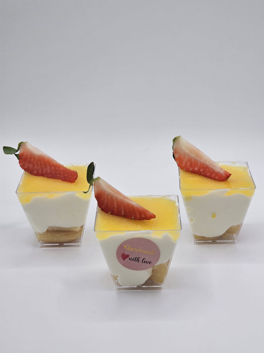 DeluxeDesserts - Maracuja-Minidessert